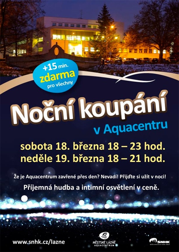 Noční koupání v aquacentru během Velké ceny Hradce Králové