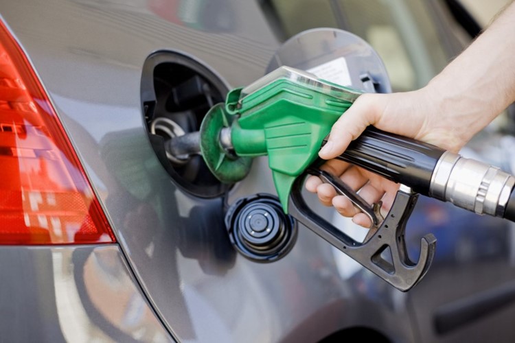 Nafta může zamrznout již při -7 °C a potíže mohou mít též LPG vozy. Na co si dát pozor?