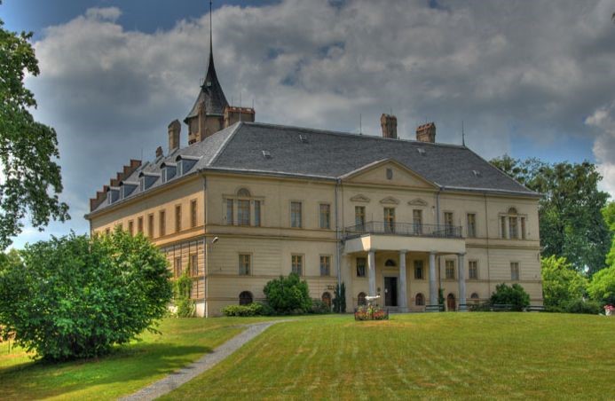 Prohlídky zámeckých zahrad a parků aneb život v empíru