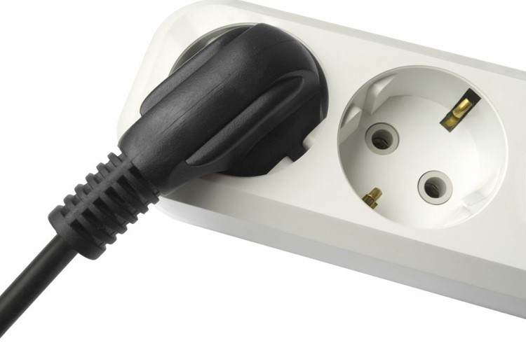 Chci výhodnější energie - změna dodavatele s dTestem