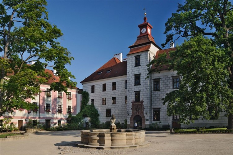 Brány památek dokořán v Třeboni