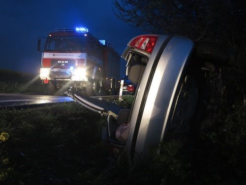 Dva lidé zemřeli při nehodě na Znojemsku