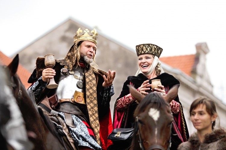 Výhodné vstupné na 68. ročník legendárního Pálavského vinobraní, festivalu vína, zážitků a hvězdných jmen končí 30. června