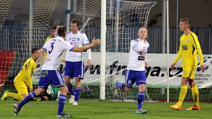 Výhra nad Varnsdorfem posunula Znojmo na první místo