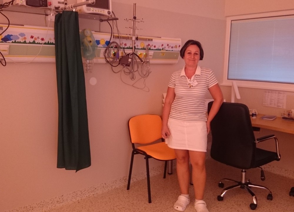 Děti v Nemocnici Havlíčkův Brod jsou po operaci umístěny na speciální pokoj.