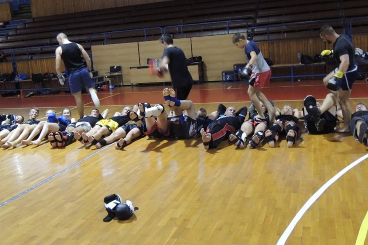 Kickboxový oddíl White gym čerpal nové zkušenosti na mezinárodním soustředění