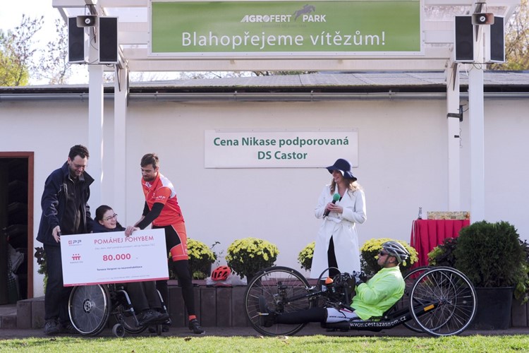 Terezka Vargová to dokáže, vzkazují uživatelé aplikace Pomáhej pohybem