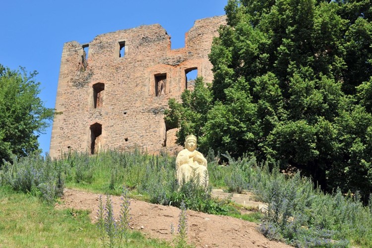Přijďte se na rakovnický hrad Krakovec pobavit, poučit a zavzpomínat na Jana Husa