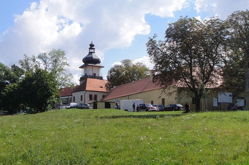 Nový Hrad.