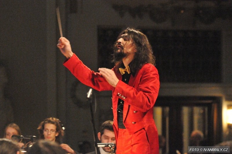 Varhan Orchestrovič Bauer.