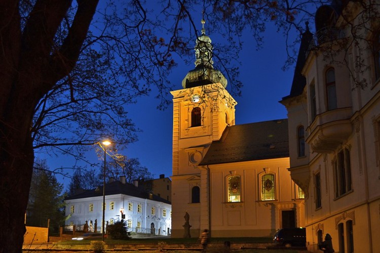 O páteční noci se otevře i jablonecká svatá Anna