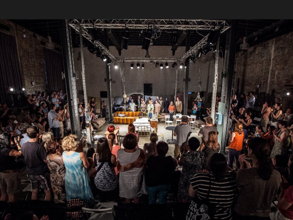 Festival Dream Factory Ostrava nabídl divadlo v kulisách Dolu Hlubina a přilákal tisíce diváků.