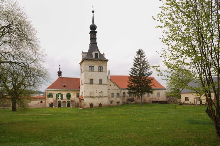 Návštěvnické centrum na zámku v Uherčicích se otevře veřejnosti