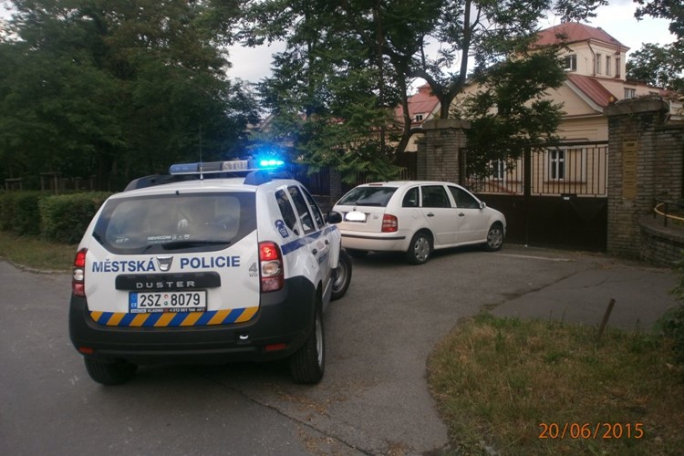 Kladenští strážníci zadrželi dalšího opilého řidiče