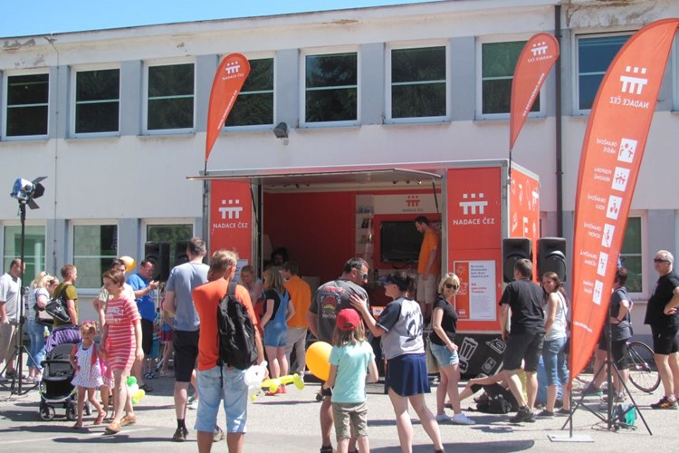 Elektrárna Poříčí otevřela na jeden den své brány dětem i dospělým
