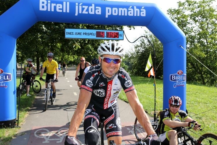 Pomozte svým pohybem handicapovaným. Birell jízda vrací do sedla a míří i do Jeseníků