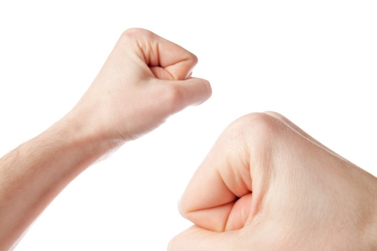 Na Příbramsku se napadali kvůli ženě i politice