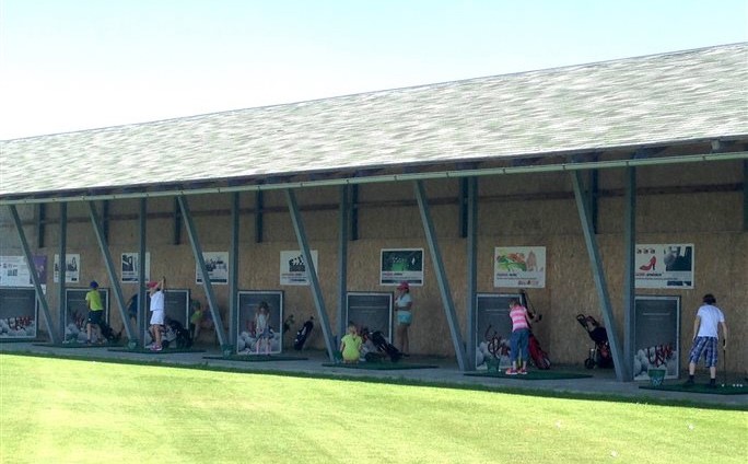 Další golfový tábor pro děti pořádají v Michalovicích na konci srpna