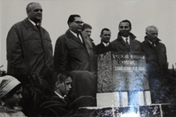 Základní kámen pivovaru byl položen 7. července 1966. 