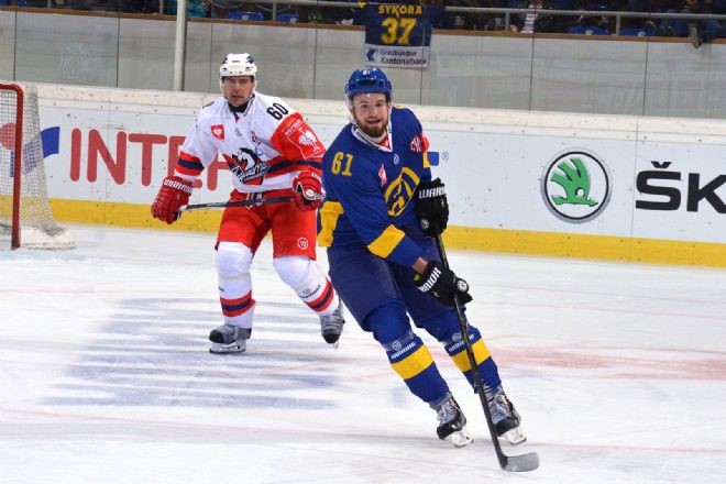 Pardubice proti Davosu smazaly tříbrankovou ztrátu, ale v závěru padly
