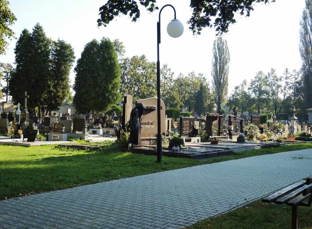 Odhalte tajemství frýdeckého hřbitova.