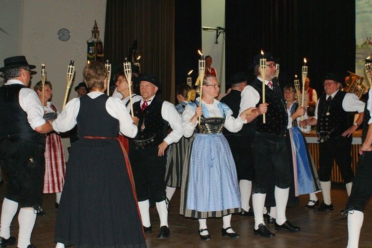 Do plzeňského depa na pivo, bavorský folklor i moderní jazz