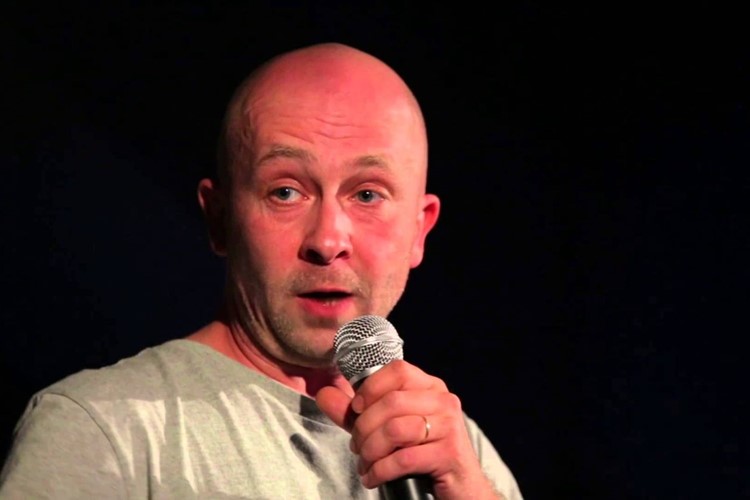 Stand-up comedy na stojáka ve frýdeckomísteckém Stounu