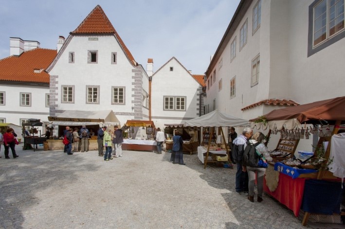 Řemeslný workshop a vánoční tvoření v Klášterech Český Krumlov