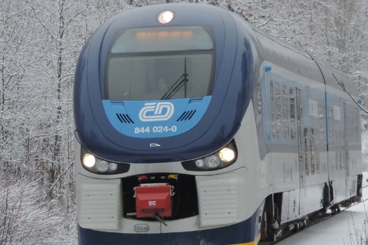 Zimní výlet na Moldavu, mimořádné jízdy soupravy RegioShark na vrcholky Krušných hor