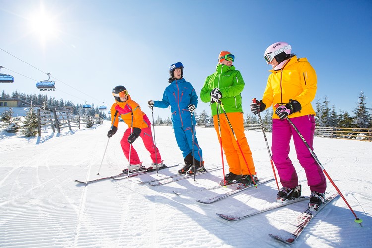 Skiareál ve Špindlu otevírá o víkendu lyžařskou sezónu a nabídne 11 kilometrů sjezdovek