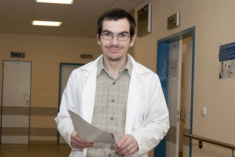 Vědci z 1. LF UK zjistili, že při biologické léčbě nádorů ledvin lze podávání léků bez následků dočasně přerušit