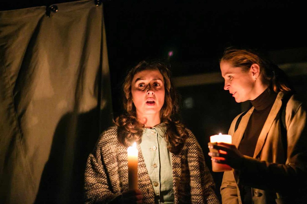 PO PLÁČI SMÍCH / Lenka Zbranková a Petra Janečková.