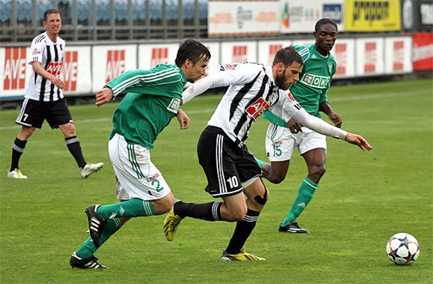 Divoká přestřelka nenašla vítěze, Dynamo remizovalo s Karvinou 4:4