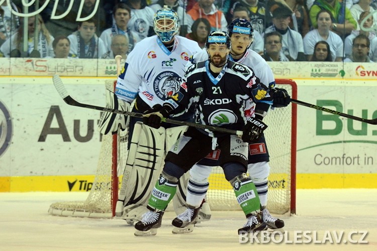 Heroický finiš Boleslavi nestačil, přesilovkovou přestřelku lépe zvládl Liberec