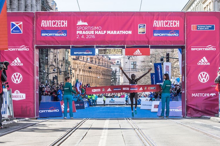 Sportisimo 1/2Maraton Praha ve znamení rekordů. K vidění byly fantastické časy