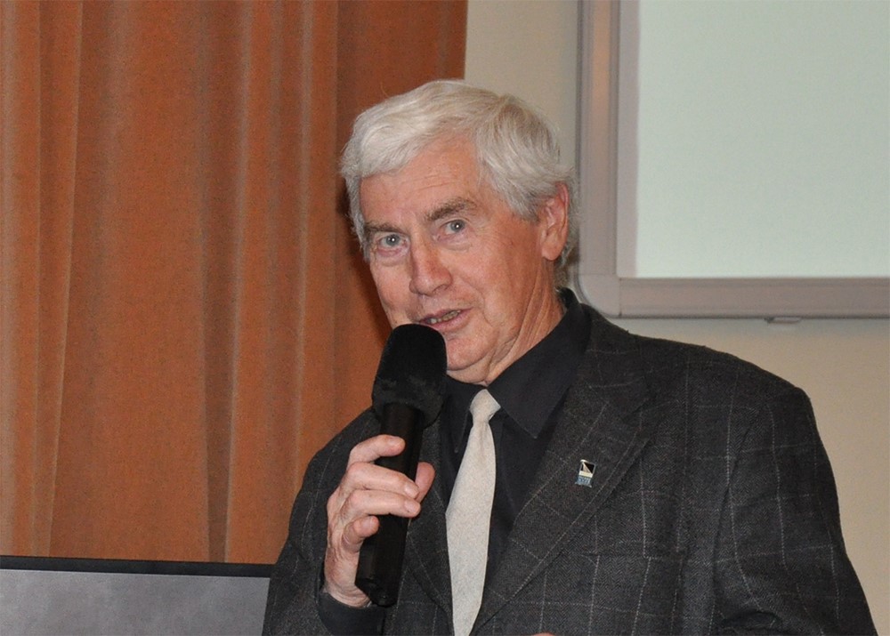 RNDr. Jiří Grygar. 
