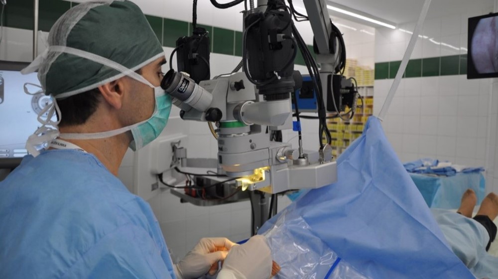 Nový unikátní laser pro operace šedého zákalu.
