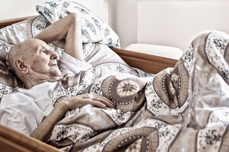 Fotograf Jan Voběrek přiveze do Senátu svědectví o hospicové službě