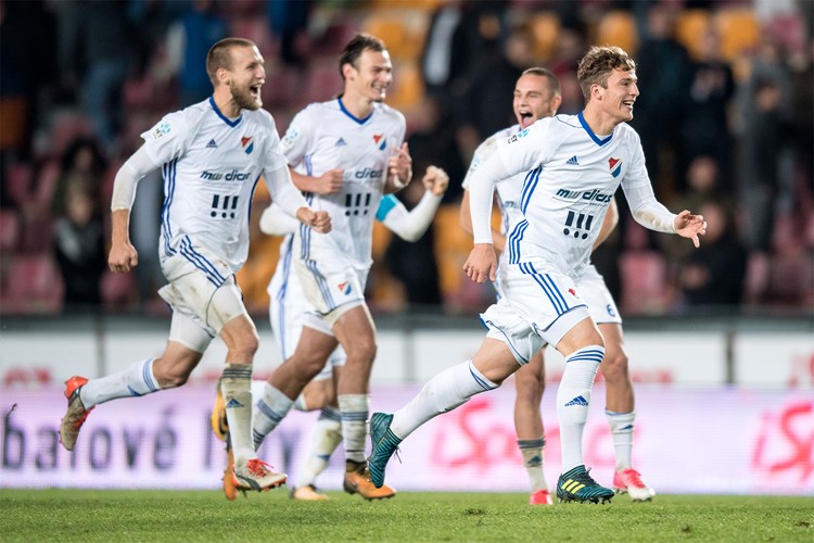 Baník v poháru vyřadil Spartu