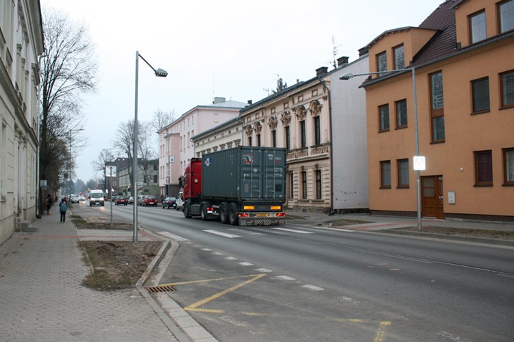 Objížďka Náchoda je u konce, Trutnov si oddychne