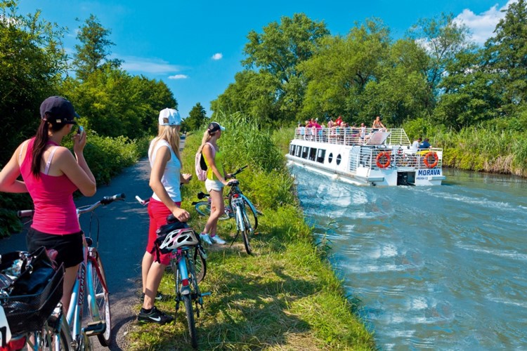 Zlínský kraj letos finančně podpoří rozvoj Baťova kanálu i údržbu turistických tras  