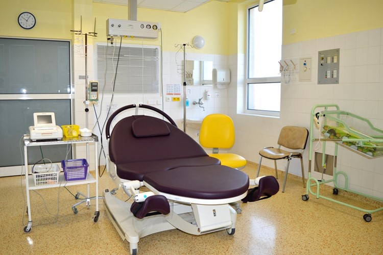 Frýdecká porodnice pořídila pro budoucí maminky nová porodní lůžka