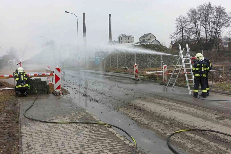 V Průmyslové ulici v Olomouci unikal plyn