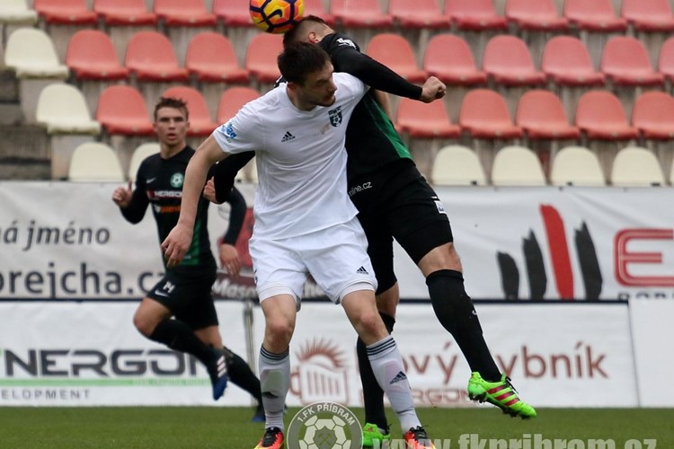 Karviná v Příbrami čtyřikrát inkasovala