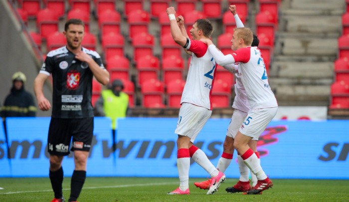 Sešívaní porazili Hradec 4:0