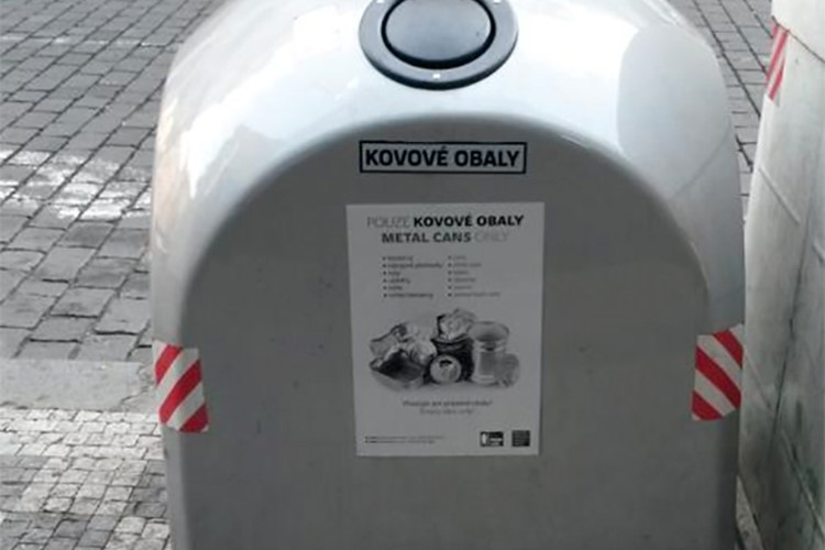 Pražané v prvním roce vytřídili 91 tun kovových obalů a plechovek 