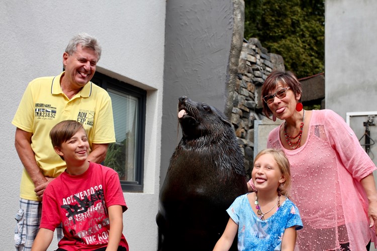 Miliontý návštěvník roku 2017 v Zoo Praha 