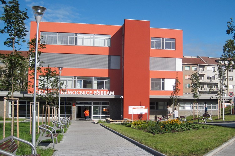 Příbramská nemocnice posílila cévní tým