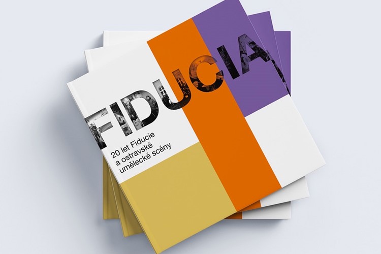 Fiducia slaví dvacet let a vydává knihu
