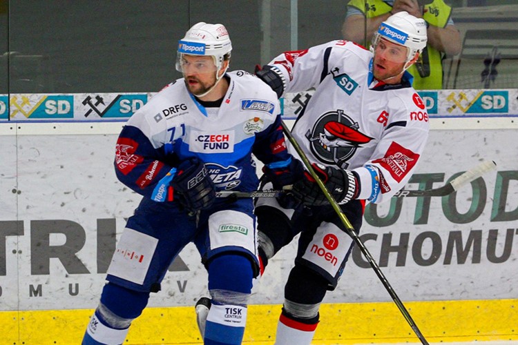 Chomutov si v divoké předehrávce připsal skalp mistrovské Komety
